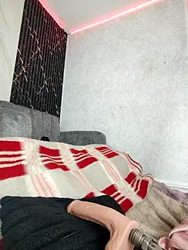 Isis_Hot__ webkamerás műsora