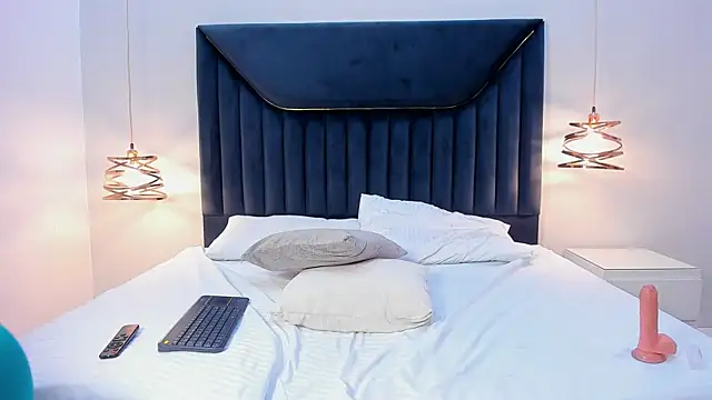 ElaraMoonveil Adlı Modelin Canlı XXX Sohbeti