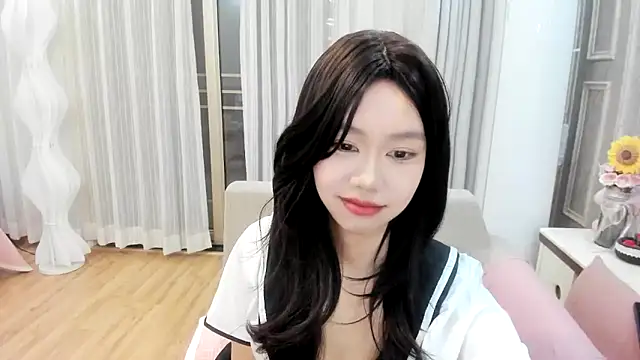 jolie_33 Show Webcam