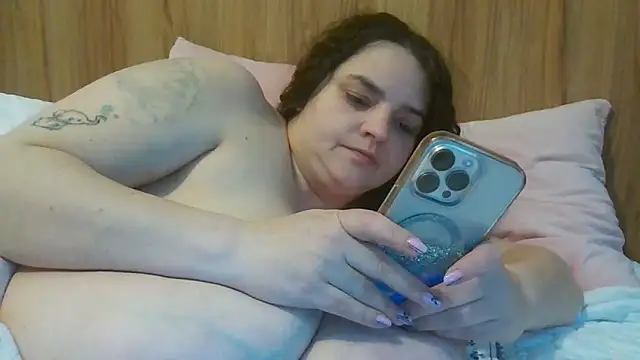 Lantti_Irres' Live XXX Chat