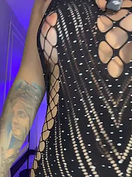 HoneyMollyXのライブXXXチャット