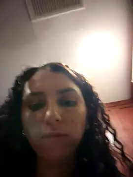 Izabella_BellaのライブXXXチャット