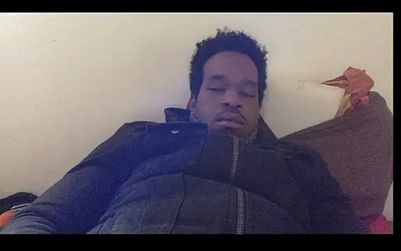 Guiltee Pertunjukan Webcam