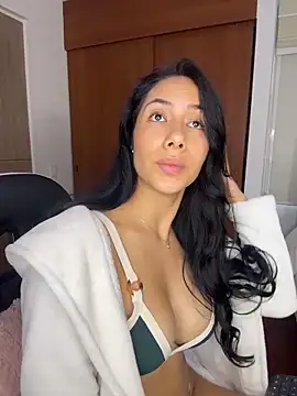 ArianaReynoldssのライブXXXチャット