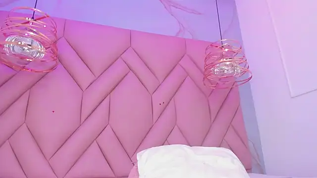 Chat XXX ao vivo de LunaCrop