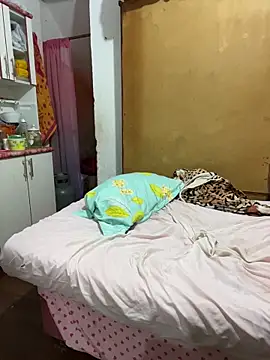 HopelunaのライブXXXチャット