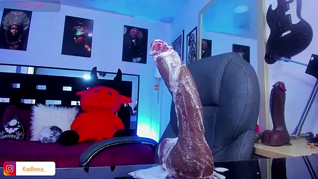 KadarahのライブXXXチャット