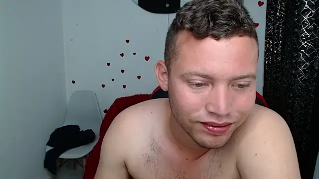 sven_fox723: διαδικτυακό σόου στην κάμερα