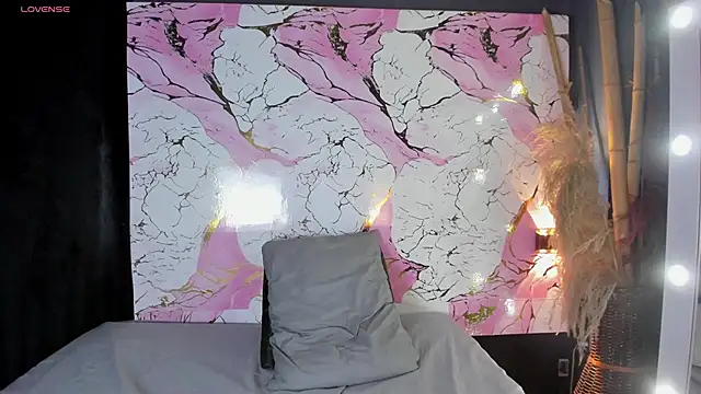 AyleenEvans' Live XXX Chat