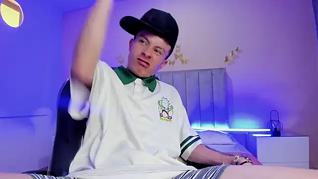 Онлайн чат XXX Nascary_Fox