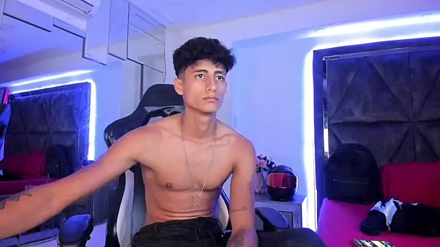 MaxiimoRomano_ – webcam-show