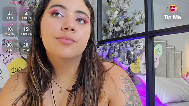 XXX chat uživo modela Kathyharriiss