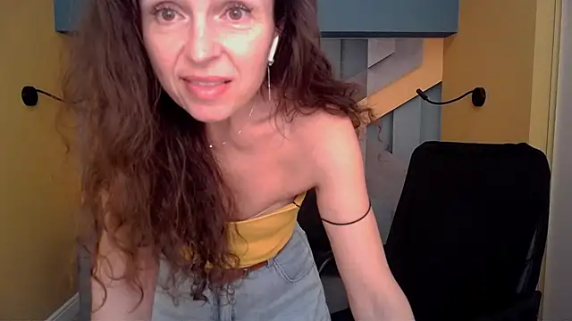 XXX chat uživo modela EllaLong