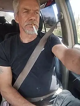 Biknight: διαδικτυακό σόου στην κάμερα