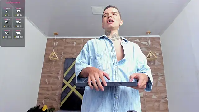 Ian_Castillo_のウェブカメラショー