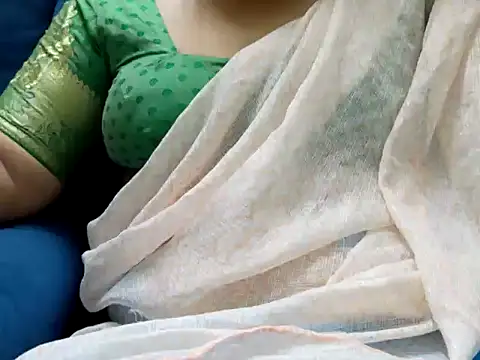 TamilDreamgirl08 Chat XXX in diretta