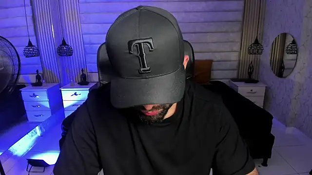 jhon_bear03 webkamerás műsora