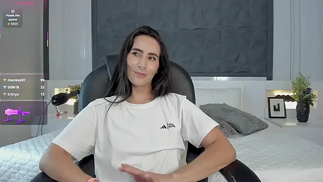 SaraGomez1 Chat XXX in diretta