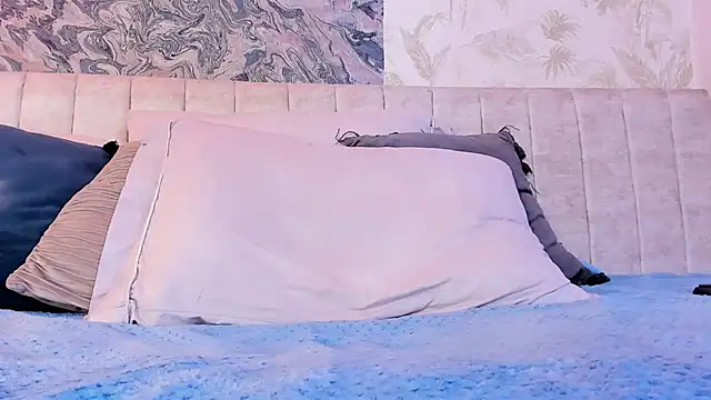 Arianaa_collins Chat XXX in diretta