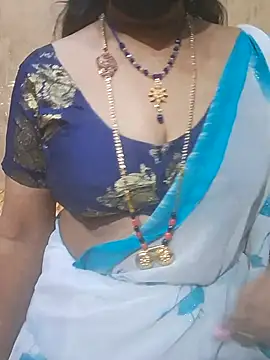 Lakhshmi-888 Chat XXX in diretta