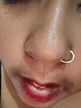 hotbhabhi011 Adlı Modelin Canlı XXX Sohbeti