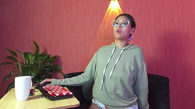 Sub_Scarlett Chat XXX in diretta