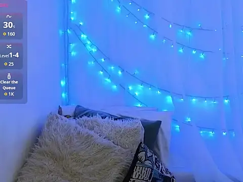 ninaa_fox Chat XXX in diretta