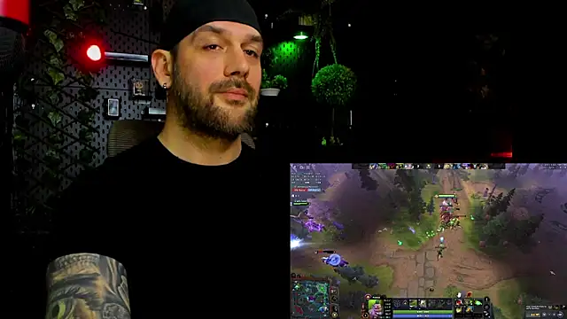 โชว์เว็บแคมของ LexHardy