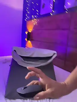 Chat XXX ao vivo de mahia_queen