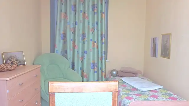 Emma_Eclipsee: онлайн-секс-чат