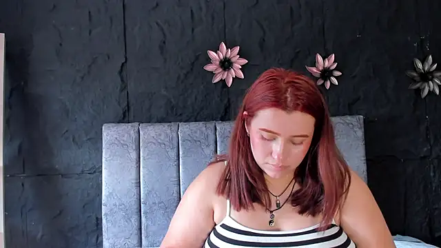 JeanneWilliams Show in webcam