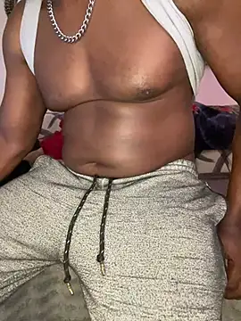 HaitianHeat: вебкам-шоу