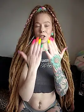 XXX chat uživo modela LucidLucy