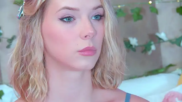 XXX chat uživo modela GentleRossi