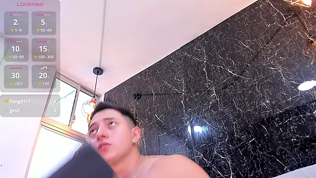 Zack_Miller24 网络视讯表演