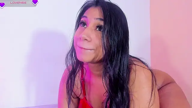 EMILYY_WALKER – Live XXX-chat