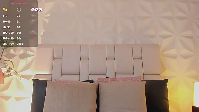 scarlettadams__'s Live XXX Chat