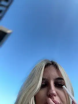 Steffi_Snowbunny 现场XXX聊天