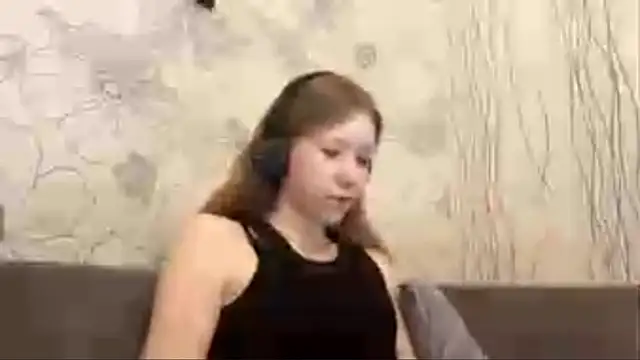 KiraNice1's Live XXX Chat