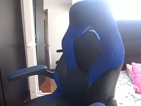 danna_martinez33 Adlı Modelin Canlı XXX Sohbeti