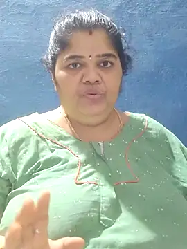 tamilthanushri Chat XXX live