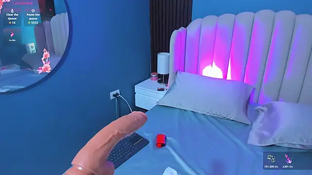 Živý XXX chat little_valentinaa