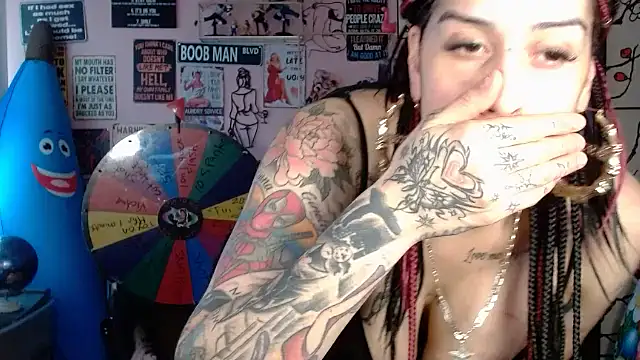 latinacubana's Webcam Show