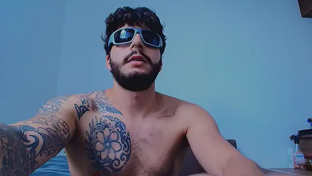 thomas_gun: απευθείας συνομιλία ΧΧΧ