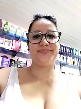 Chat XXX en directo de keilymadam