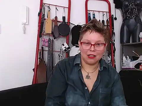 Leah_R's Live XXX Chat