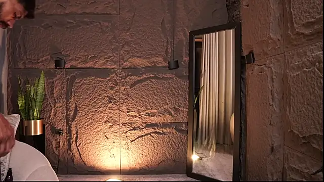 DannSaenz 网络视讯表演