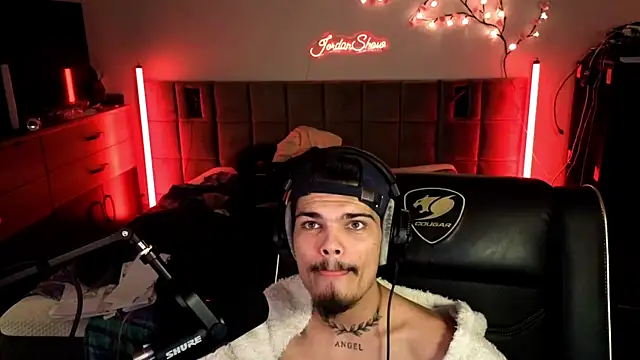 JordanShow 라이브 XXX 채팅