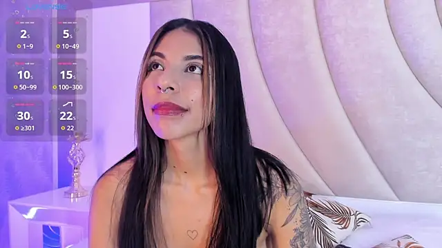 Chat +18 de VioletaHills_ ao vivo