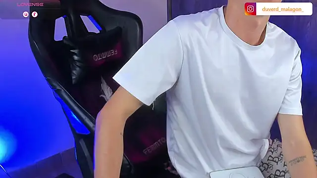 دردشة Demian_cute18 الجنسية المباشرة